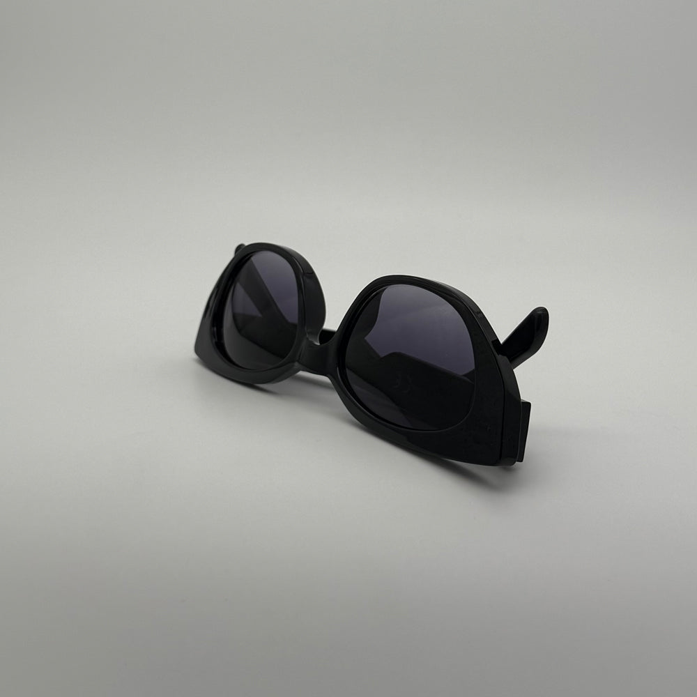 Capri Black