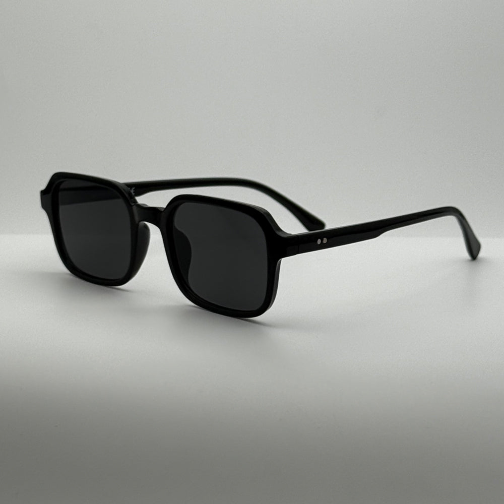 Solaris Black