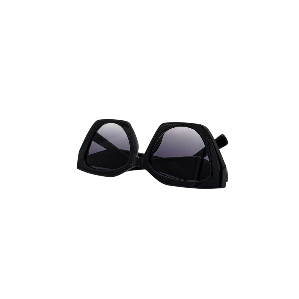 Facet Black